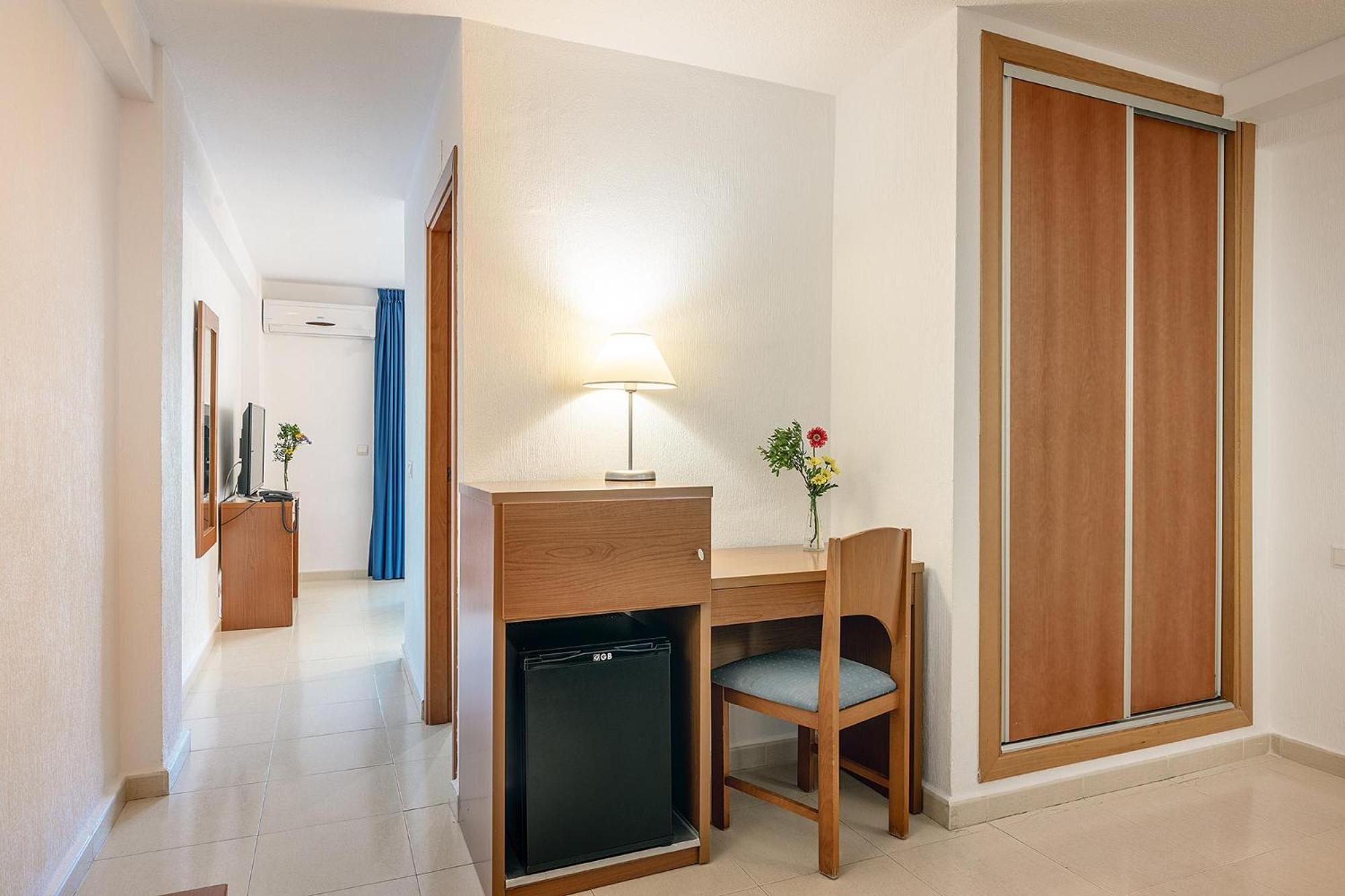 Hotel Playas De Torrevieja Kültér fotó