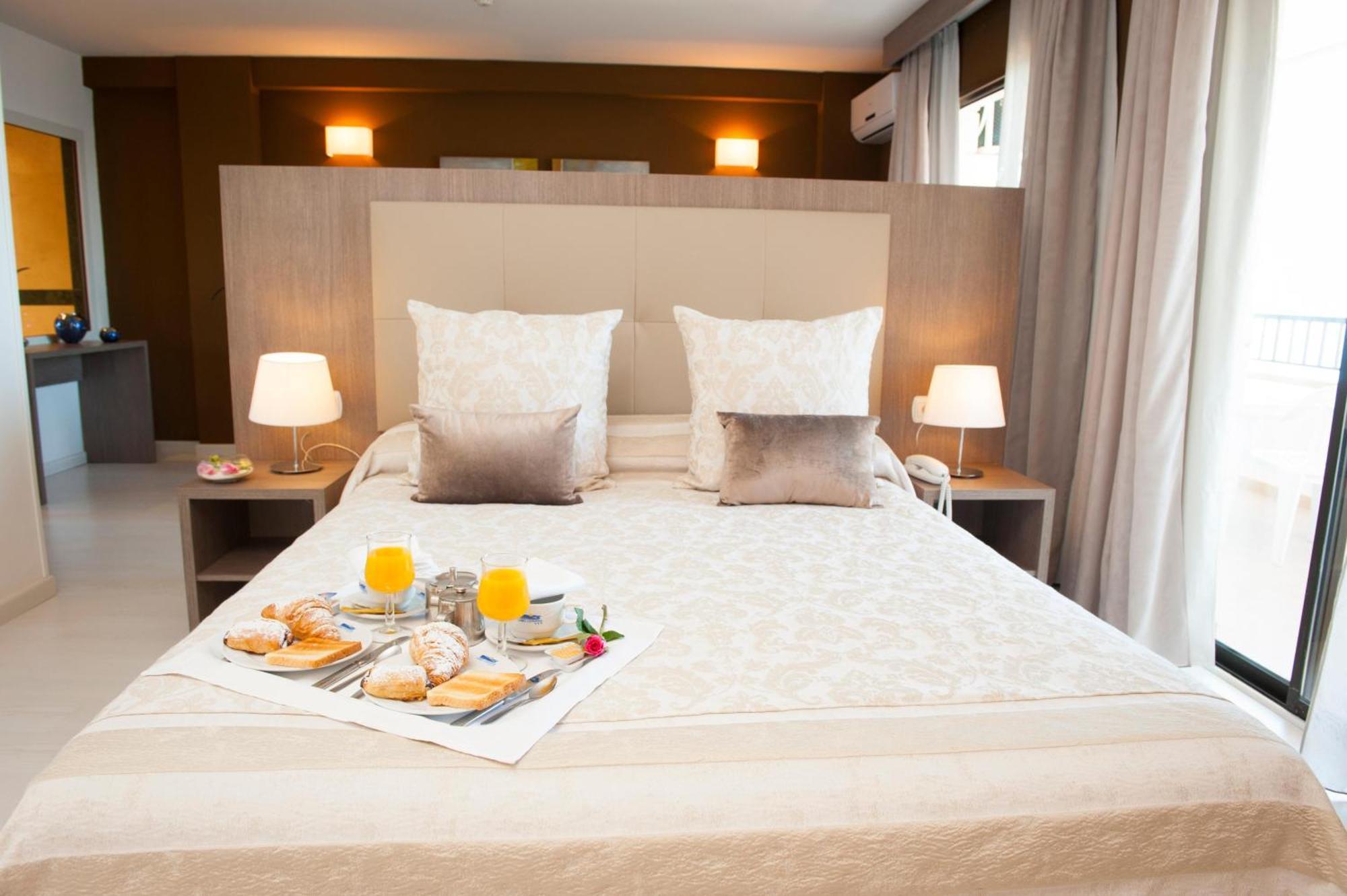 Hotel Playas De Torrevieja Kültér fotó