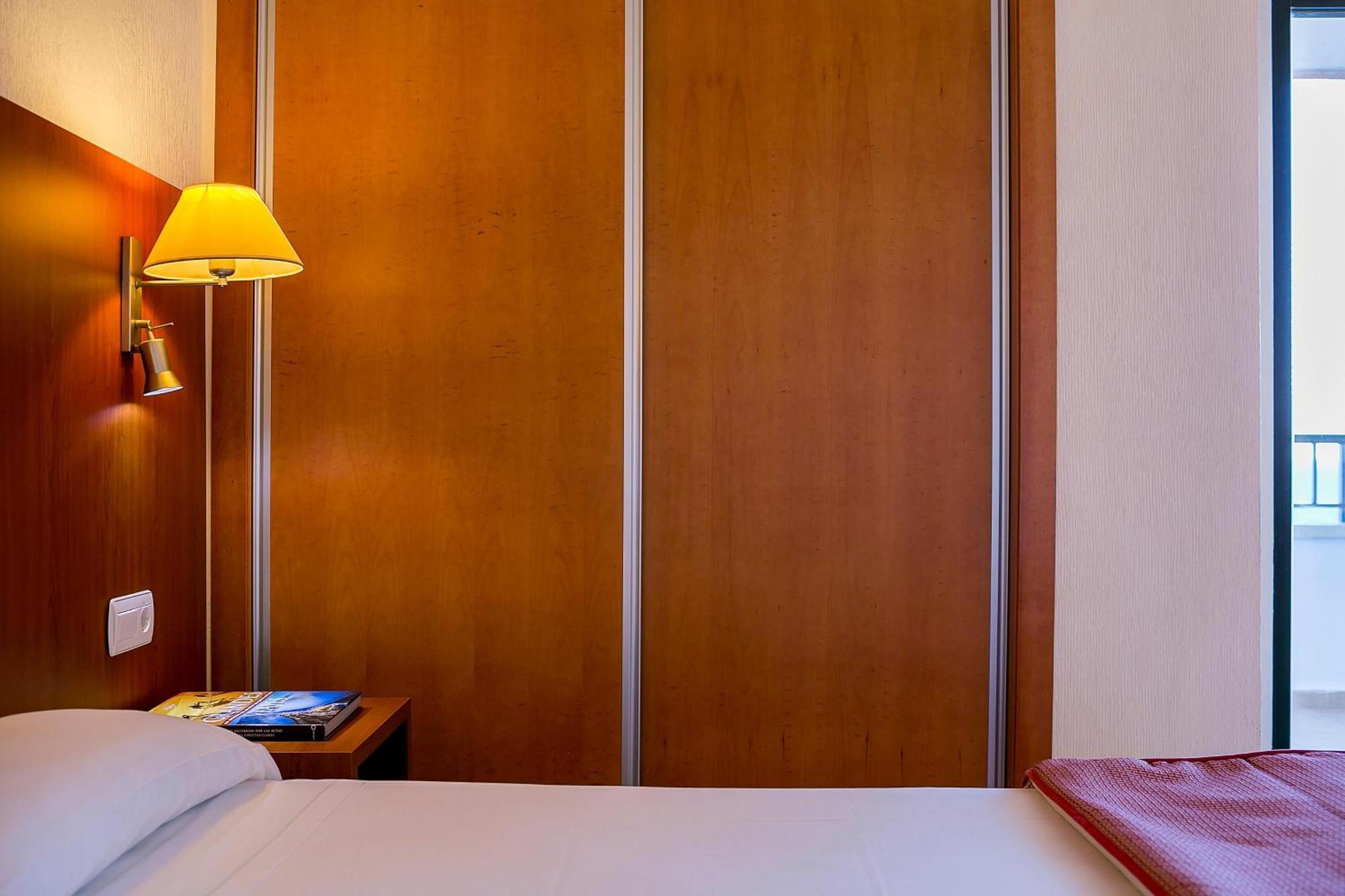 Hotel Playas De Torrevieja Kültér fotó