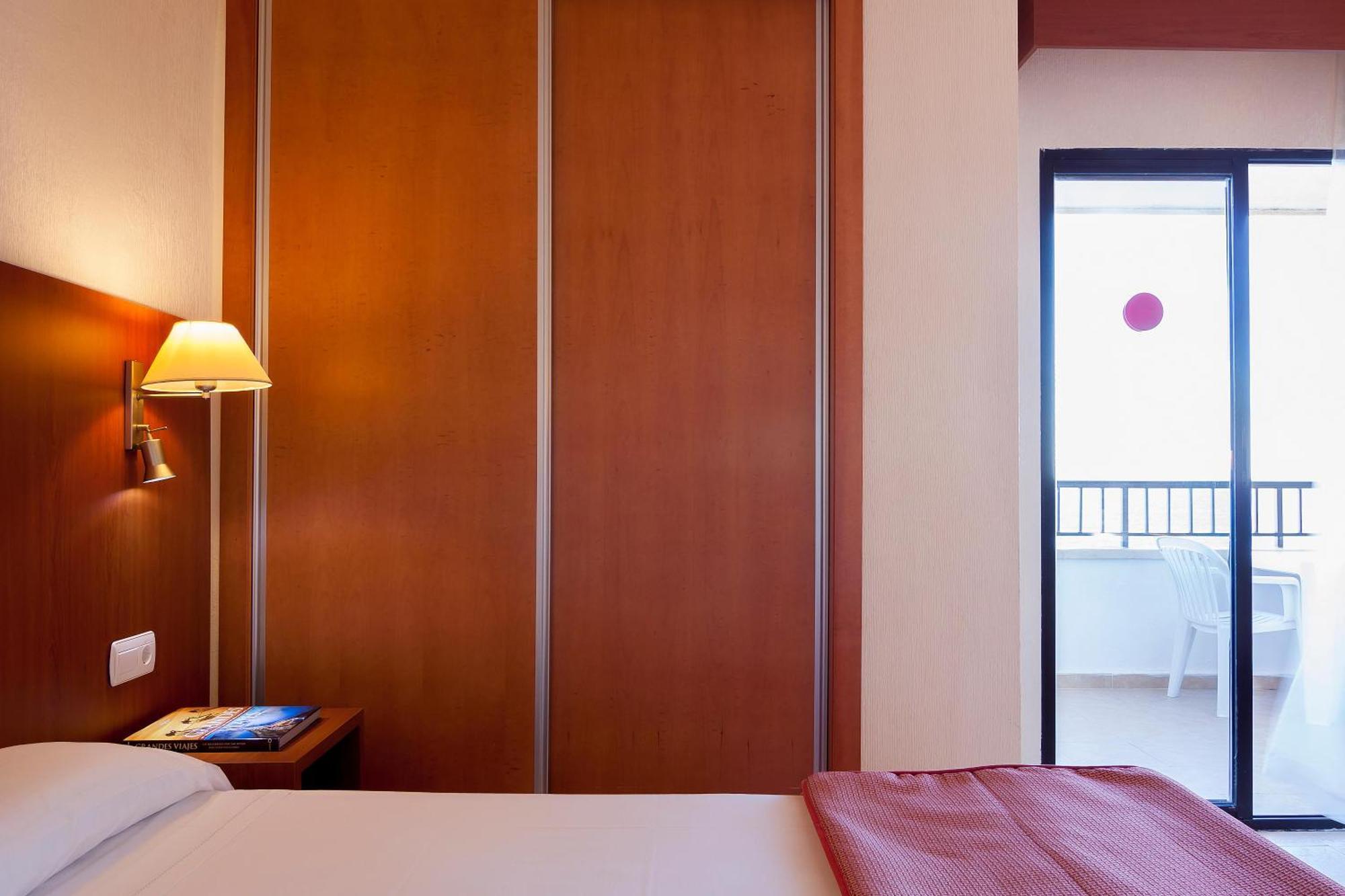 Hotel Playas De Torrevieja Kültér fotó