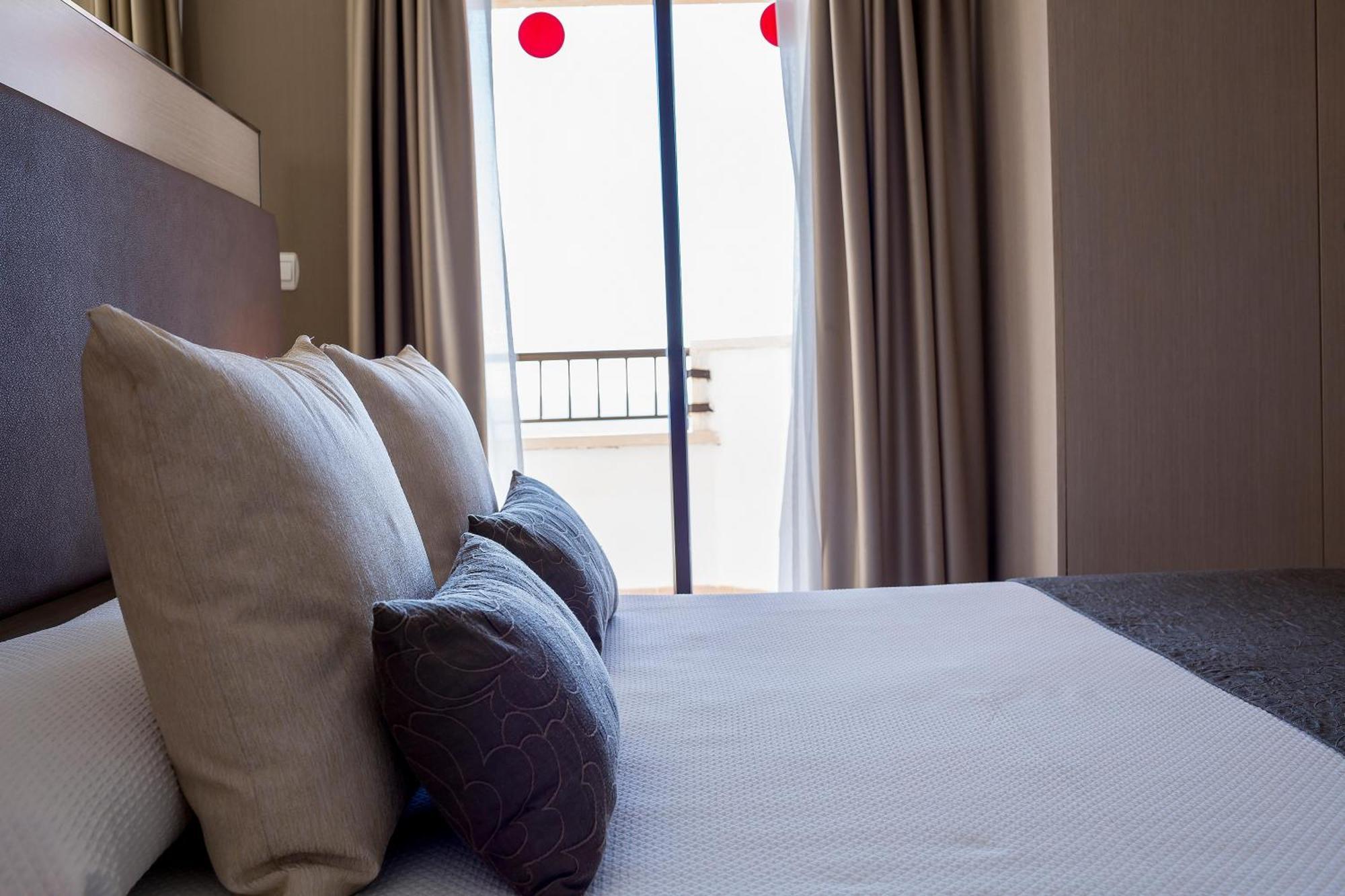 Hotel Playas De Torrevieja Kültér fotó